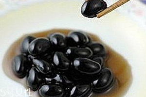 黑豆泡醋用什么醋最好？不要用白醋