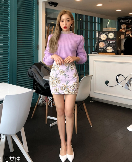 紫色毛衣怎么搭配？輕松駕馭流行色