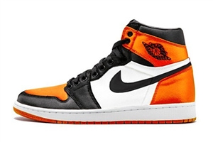 air jordan 1 satin黑扣碎配色綢緞版多少錢？