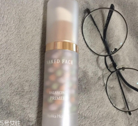 holika隔離霜好用嗎？性價(jià)比極高的干皮隔離霜