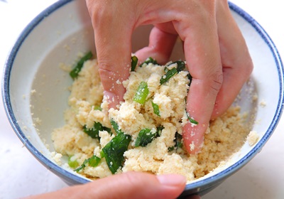 怎么用黃豆做豆?jié){、豆腐、豆腐腦