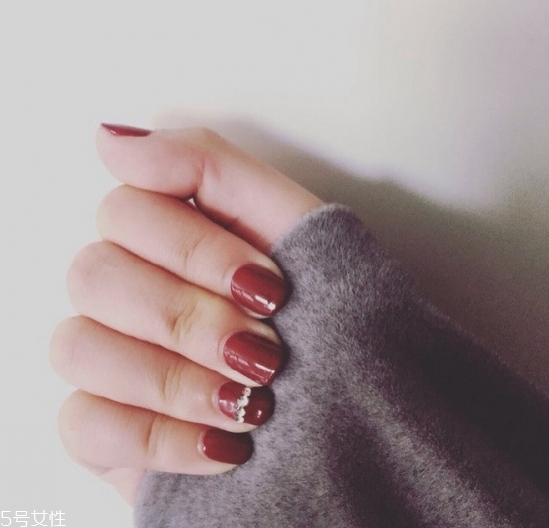2018冬天流行什么類(lèi)型美甲 紅色美甲合集