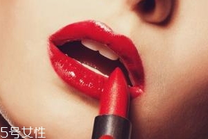 口紅融化了可以放冰箱嗎？冰凍3小時(shí)即可恢復(fù)