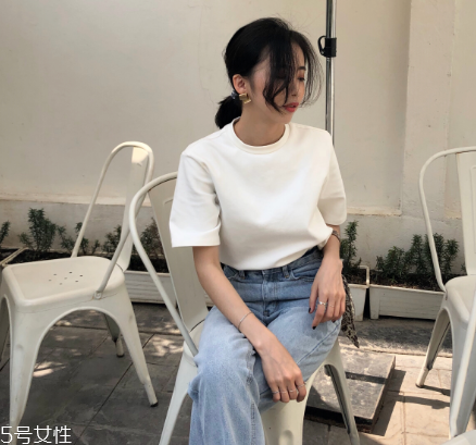 牛仔褲洗完怎么掛？牛仔褲的晾曬方法