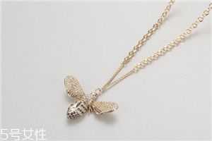 施華洛世奇小蜜蜂項鏈多少錢？
