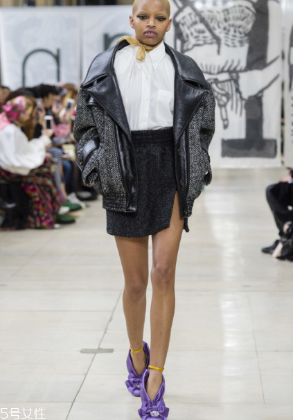 miumiu2018秋冬系列好看嗎_有哪些款式？