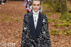chanel香奈兒2018秋冬系列好看嗎_有哪些款式？