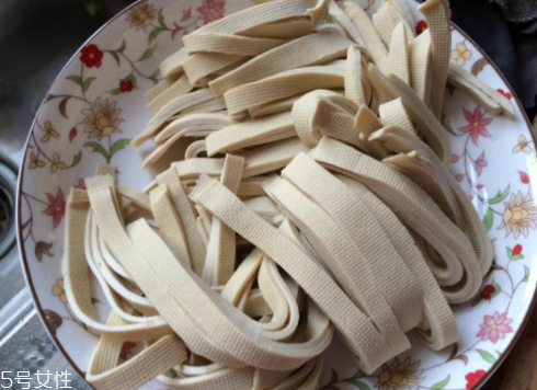 豆腐皮泡一天能吃嗎？泡太軟口感不好