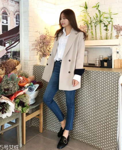 雙排扣西裝怎么搭配？盡顯帥氣女王范兒