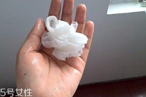 敷完的面膜有什么妙用？做手指膜預(yù)防倒刺