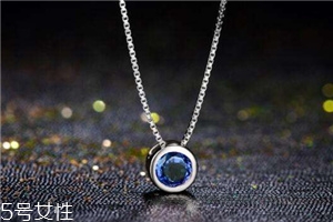 坦桑石和藍(lán)寶石有什么區(qū)別？寶石大對(duì)比