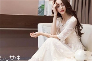 蕾絲長裙配什么鞋子？為你加足時髦指數(shù)