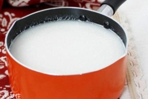茯苓為什么不溶于水 屬于正?，F(xiàn)象