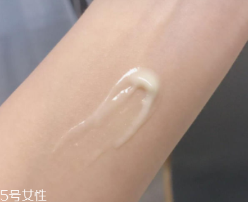 碧柔藍(lán)管防曬有酒精嗎？酒精過敏者慎用
