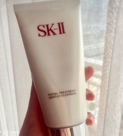 sk2氨基酸洗面奶怎么樣？能洗掉淡妝