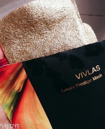 vivlas唯蘭頌黃金金箔面膜怎么用？