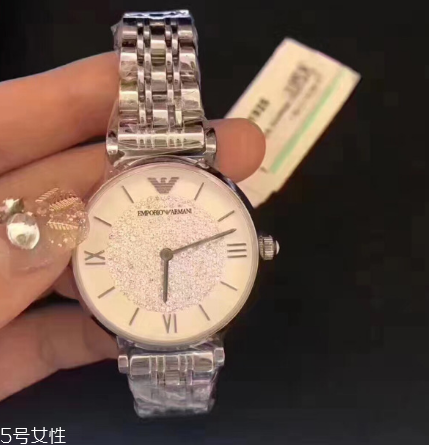 armani阿瑪尼滿天星手表防水嗎？