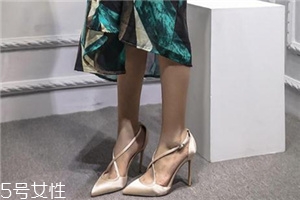高跟鞋240是多少碼？高跟鞋碼數(shù)的意思