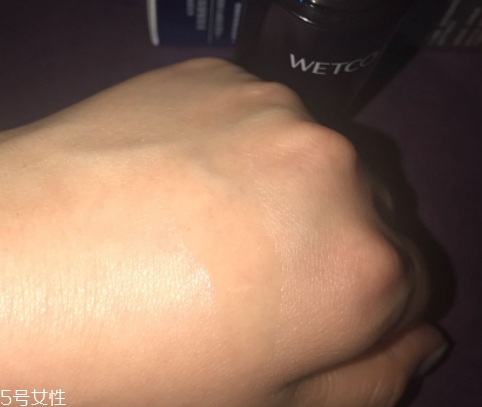 精華油什么時(shí)候用？混合使用比較多