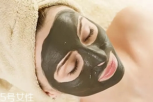 粘土面膜有幾種？高嶺土是最常見的清潔面膜成分