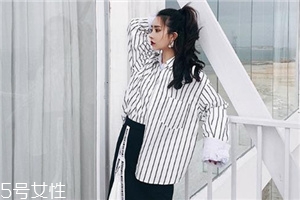 襯衫需要打底嗎？淺色襯衫最好打底