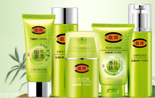 馥佩和百雀羚哪個(gè)好？