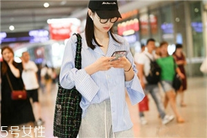 寬松襯衣怎么穿好看？造型感十足的穿搭