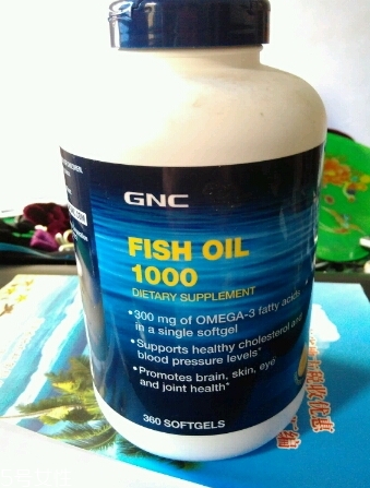 gnc魚油一天吃幾粒？gnc魚油飯前還是飯后吃
