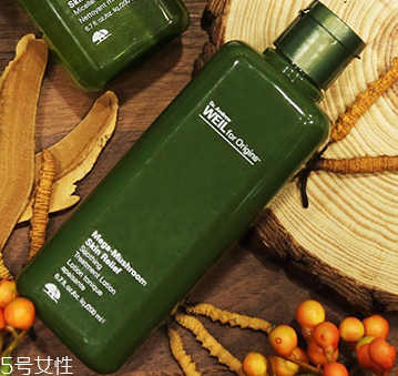 為什么油皮會變成干皮？三個油皮護膚誤區(qū)