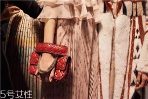今年春天流行什么包包？這三款任意搭配