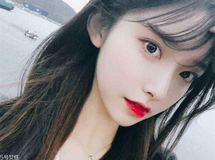 什么顏色的眼影顯白？這三種色號誰涂誰白