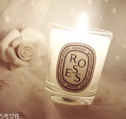 香薰蠟燭可以護膚嗎？燭油冷卻后能按摩肌膚