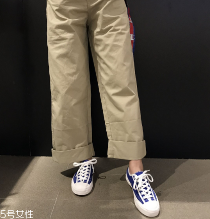 帆布鞋和板鞋有什么區(qū)別？帆布鞋板鞋大對比