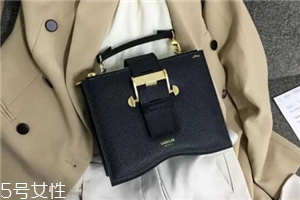 saddler seoul是什么牌子？終于不用撞包了