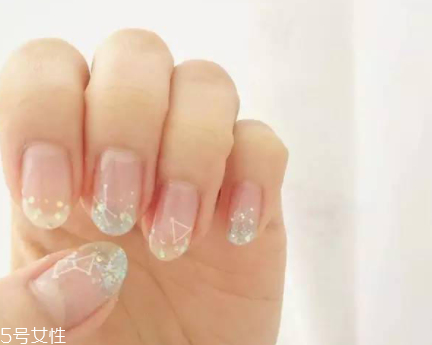 可撕指甲油哪個(gè)牌子好？女神都愛的六款健康指甲油