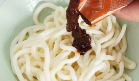 車仔面為什么有點(diǎn)酸？其實(shí)不是變質(zhì)了