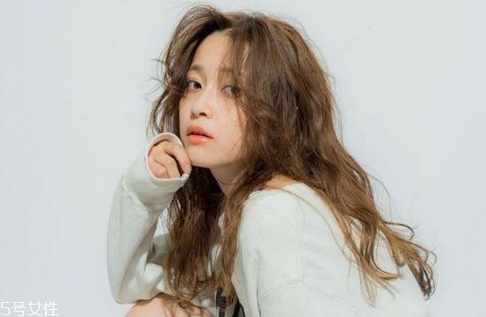 仙女燙是什么樣的？仙女燙適合染什么顏色？