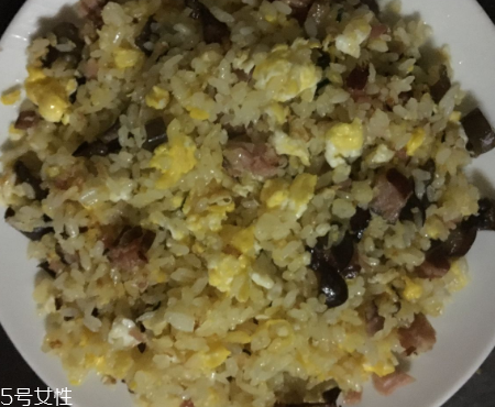 煙熏臘肉怎么保存？通風處保存