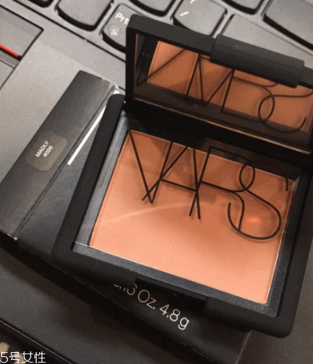nars sex appeal腮紅干嗎？略飛粉不過(guò)可以接受