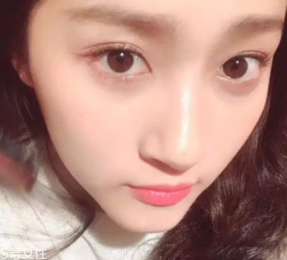 什么樣的人笑起來好看？如何避免笑起來像鬼？