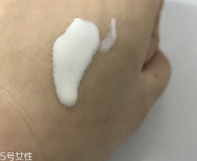 防曬乳可以當(dāng)隔離用嗎？不可用在妝前