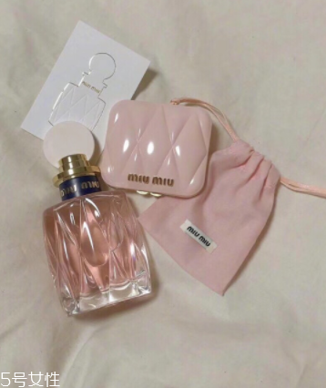 miumiu粉色香水怎么樣？miumiu2018新香水什么味道？