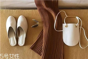 aiou是什么牌子？極簡(jiǎn)風(fēng)個(gè)性包袋