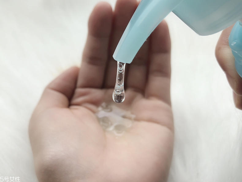 清揚(yáng)0硅油洗發(fā)水好用嗎？自帶高級(jí)感香調(diào)