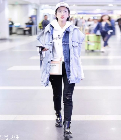 馬甲里面配什么衣服好看？換季疊搭全靠它