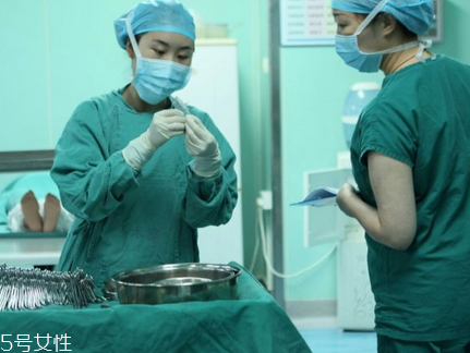 麻藥入眼了怎么辦？需慎重處理