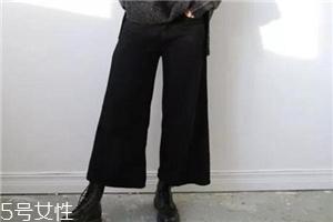 微胖女生穿什么褲子好看？最適合微胖身材的三款褲子