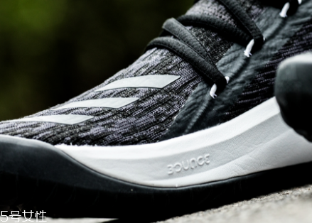 adidas dame dolla利拉德支線球鞋測評(píng)_實(shí)物開箱上腳