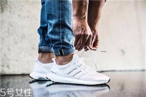 小白鞋可以曬嗎？小白鞋晾曬注意要點(diǎn)