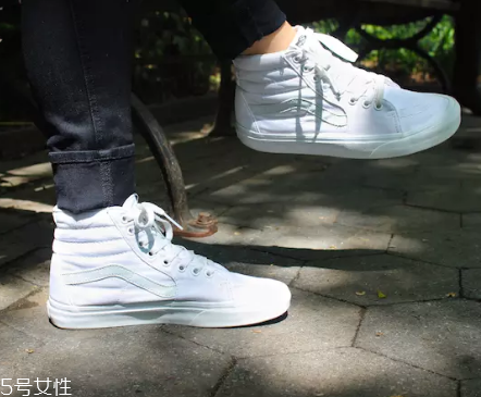 小白鞋洗了變黃怎么辦？小白鞋越洗越黃補(bǔ)救方法